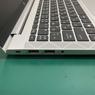 【浦添城間店(沖縄)】中古  HP EliteBook 830 G8 (INTEL Core i7 1165G7 2.8GHz/32GB/SSD512GB/-/オンボード/13.3/1920x1080/Wi-Fi/WEBCAM/W11H64) 182742 