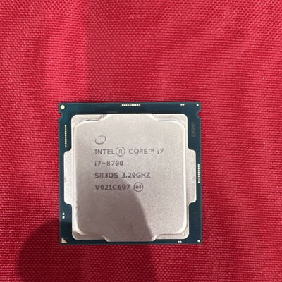 【静岡東瀬名店】中古  INTEL Core i7 8700 (1151/3.20GHz/12M/C6/T12) 136198 