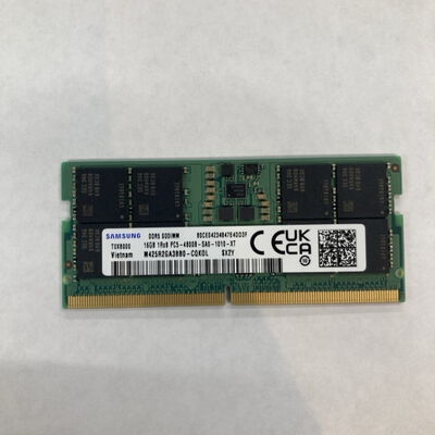 【千葉店】中古  PC5-38400 16GB ノート用 151531 