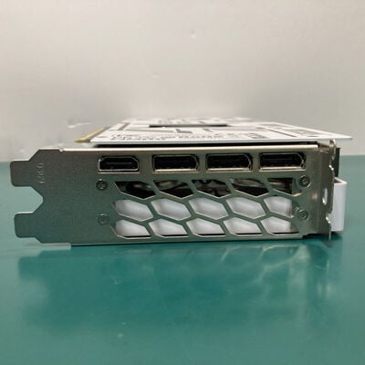 【富山本郷店】中古  玄人志向 GK-RTX5070-E12GB/WHITE/DF（RTX5070 12GB） 3480039368 