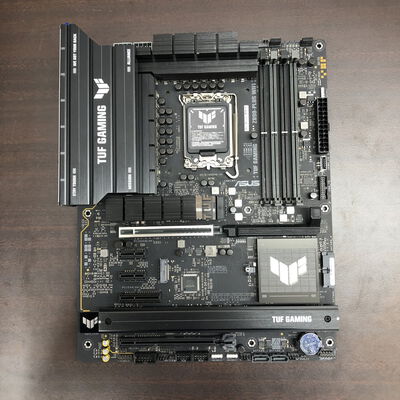 【福山ココローズ店】中古  ASUS TUF GAMING Z890-PLUS WIFI (Z890 1851 ATX DDR5) 172180 