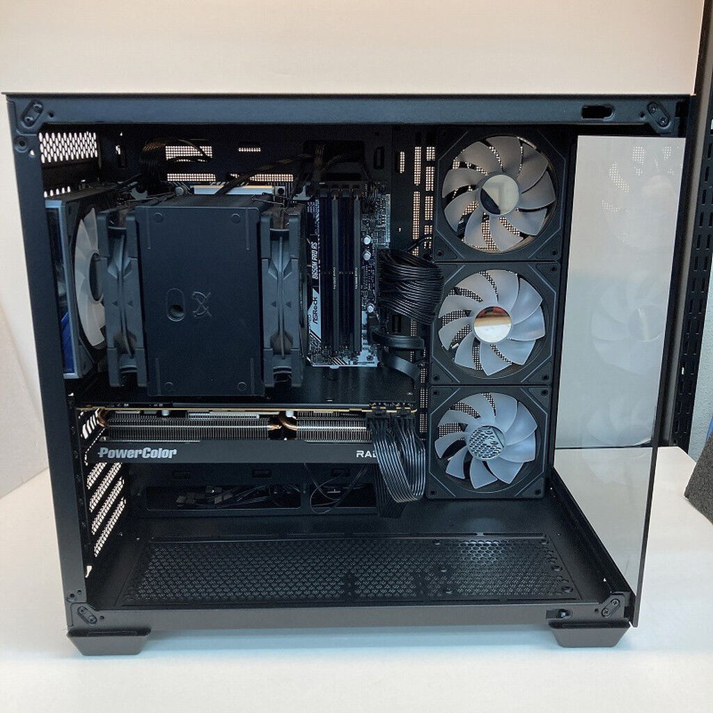 中古 自作PC(Ryzen 7 7800X3D/32GB/SSD2TB/RX7800XT/OS無) 3180006243