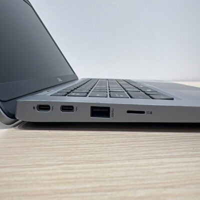 【静岡東瀬名店】中古  DELL Latitude 5320(Intel Core i5 1145G7 2.60GHz/16GB DDR4/SSD256GB/-/オンボード/13.3/1920x1080/Wi-Fi/WEBCAM/W11P/VBT) 192770 