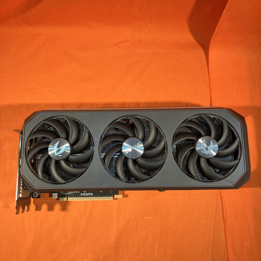 中古 ZOTAC ZT-B50800B-10P(RTX5080 AMP Extreme Infinity 16GB