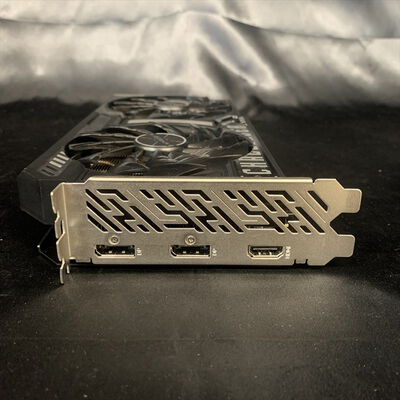 【横浜駅前店】中古  ASRock RX9060XT CL 16GO(RX9060XT Challenger 16G) 179897 