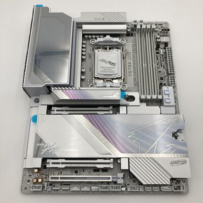 【神戸・三宮店】中古  GIGABYTE X870E AORUS MASTER X3D ICE (X870E AM5 ATX) 3430006293 
