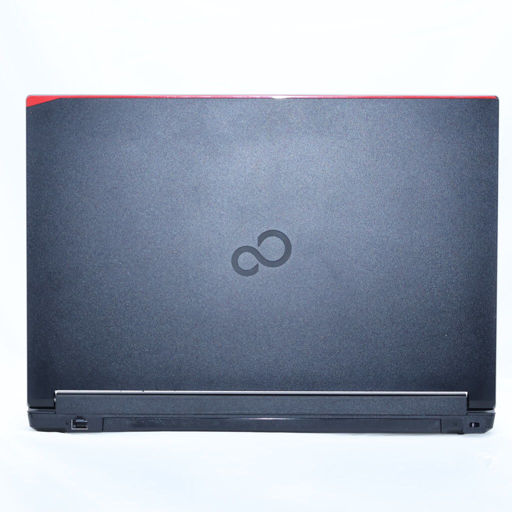 中古 Fujitsu LIFEBOOK A579/A (Core i5-8265U/16GB/オンボード