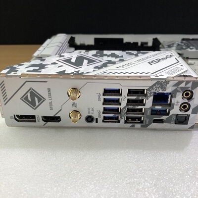 【甲府飯田店】中古  ASRock B650 Steel Legend WiFi (B650 AM5 ATX) 4720001736 