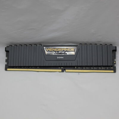 【通販センター】中古  PC4-21300 4GB デスクトップ用(DDR4-2666) 126164 