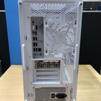 【甲府飯田店】中古  自作パソコン(Ryzen 7 7700/32GB/SSD1TB/RTX4070 SUPER/W11H) 4720002052 