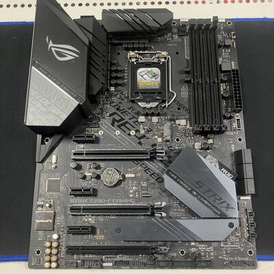 【大宮店】中古  ASUS ROG STRIX Z390-F GAMING (Z390 1151 ATX DDR4) 138866 