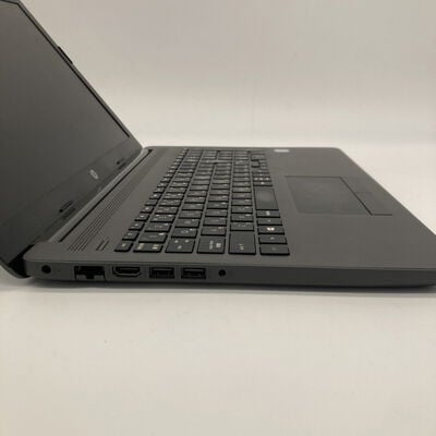 【堺七道店】中古  HP 250G7 (i5-8365U/8GB/SSD256GB/W11H) 4660001681 