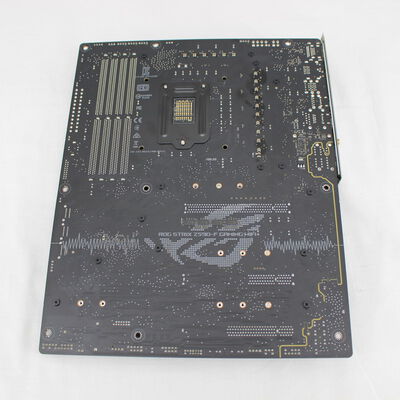 中古  ASUS ROG STRIX Z590-F GAMING WIFI(Z590 1200 ATX) 144850 