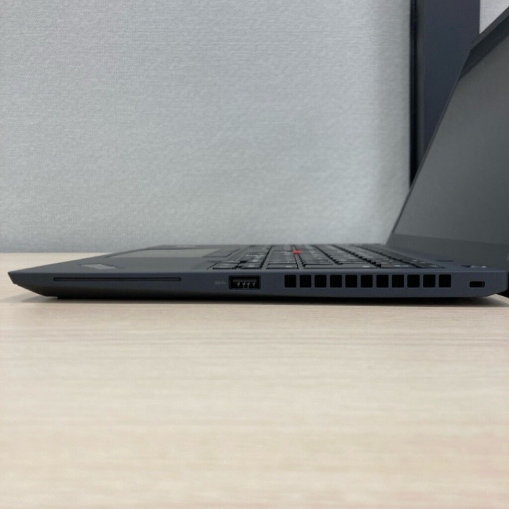 中古 Lenovo ThinkPad X13 Gen 2 (AMD Ryzen 5 Pro 5650U 2.3GHz/8GB