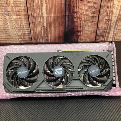 【富士青葉店】中古  GIGABYTE GV-5060GAMING OCV2  (RTX5060 8G) 5070002233 