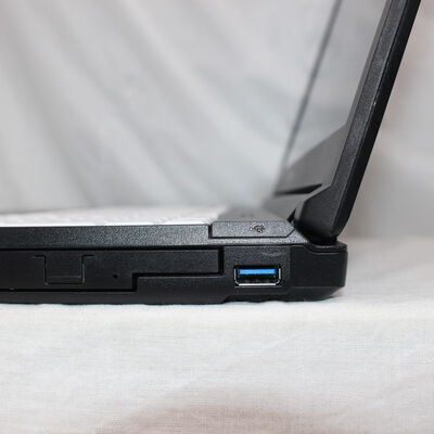 【通販センター】中古  FUJITSU LIFEBOOK A5511/G(Intel Core i5 1145G7 2.60GHz/16GB DDR4/SSD256GB/MULTI/オンボード/15.6/1920x1080/GbE/Wi-Fi/WEBCAM/W11H/VBT) 196502 