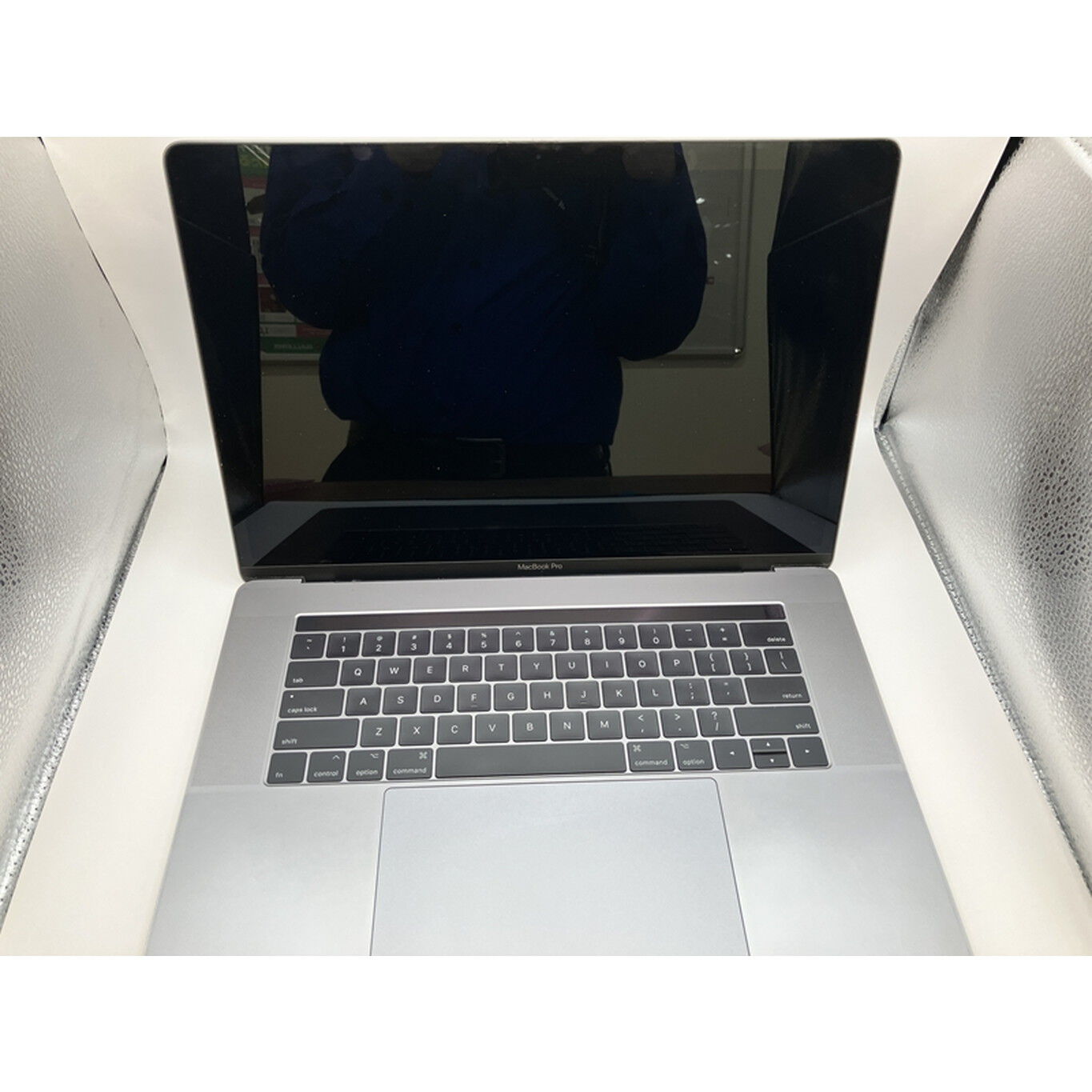 中古 Apple MacBook Pro 15インチ 2017 スペースグレイ Core i7 2.8GHz