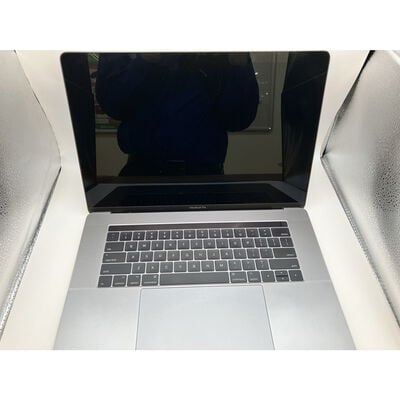 【佐賀南部バイパス店】中古  Apple MacBook Pro 15インチ 2017 スペースグレイ Core i7 2.8GHz/16GB/512GBSSD/RadeonPro555/英字  CTOモデル 3430005962 