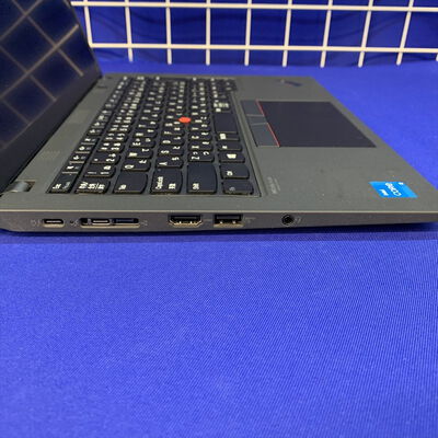 【横浜駅前店】中古  Lenovo ThinkPad X13 Gen2 (Intel Core i3-1115G4/8GB/CPU内蔵//W11H/有線LAN?無線LAN◯) 3400009017 