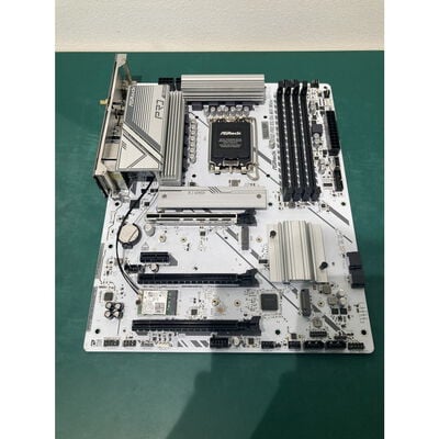 【浦添城間店(沖縄)】中古  ASRock B760 Pro RS/D4 WiFi (B760 1700 ATX DDR4) 4780001433 