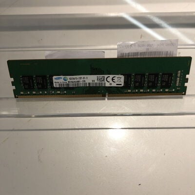 【姫路店】中古  PC4-17000 16GB デスクトップ用 135640 