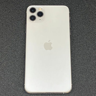 【熊本浜線店】中古  【docomo】 Apple iPhone11 Pro Max 6.5インチ 256GB (シルバー) MWHK2J/A 140695 