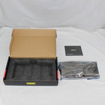 【通販センター】中古  ASRock Radeon RX 6600 XT Challenger D 8GB OC（RX6600XT 8GB） 3480033994 