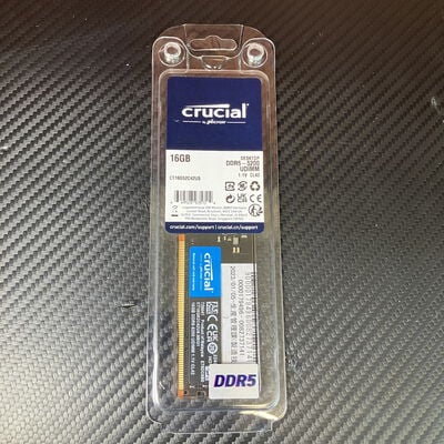 【富士青葉店】中古  Crucial CT16G52C42U5.M8G1(DDR5 PC5-41600 16GB) 183231 