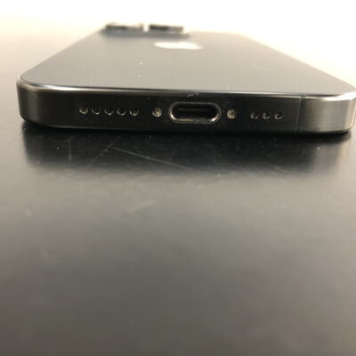 【福山ココローズ店】中古  【docomo版SIMフリー】Apple iPhone15 Pro 6.1インチ 256GB ブラックチタニウム MTUC3J/A 161216 