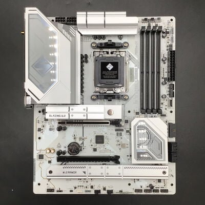 【秋葉原本店】中古  ASRock X870 Steel Legend WiFi (X870 AM5 ATX DDR5) 172202 