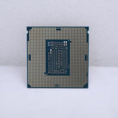 【通販センター】中古  INTEL Core i9 9900K (1151/3.60GHz/16M/C8/T16) 138482 