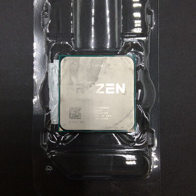 【秋葉原本店】中古  AMD Ryzen 7 2700 (AM4/3.2/20M/C8/T16/65W) 137097 