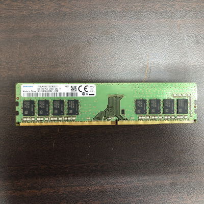 【福山ココローズ店】中古  PC4-21300 8GB デスクトップ用(DDR4-2666) 126165 