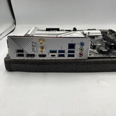 【座間相武台】中古  ASRock B760 Pro RS/D4 WiFi (B760 1700 ATX DDR4) 4510002685 