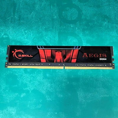 【静岡東瀬名店】中古  PC4-19200 8GB デスクトップ用 126163 
