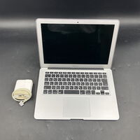 中古  Apple MacBook Air 2017 A1466 (Core i5 1.8 GHz/8GB/SSD 128GB/13.3/1440 x 900/Wifi) 190484 