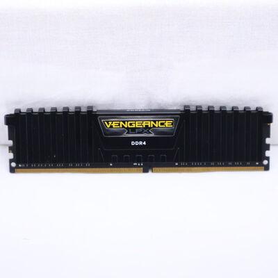 【通販センター】中古  PC4-21300 8GB デスクトップ用(DDR4-2666) 126165 