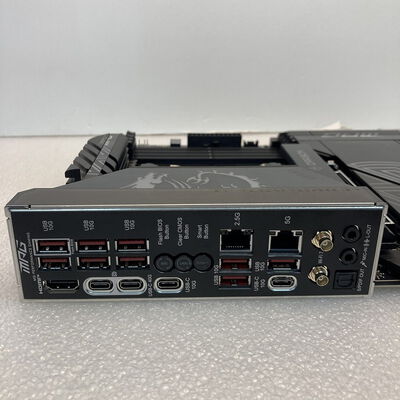 【京都店】中古  MSI MPG X870E CARBON WIFI (X870E ATX AM5 DDR5) 172198 