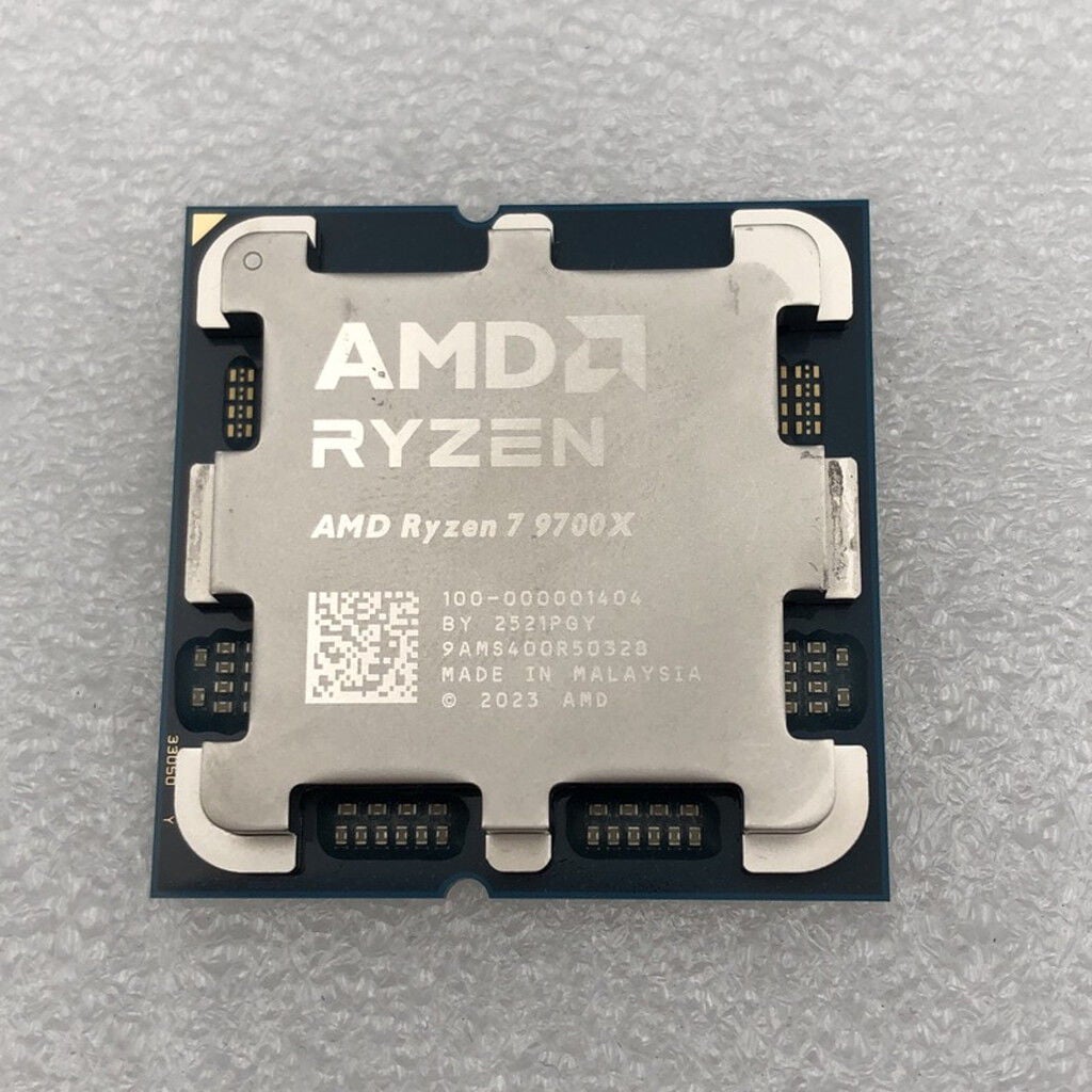 中古 AMD Ryzen 7 9700X (AM5/3.8GHz/40M/C8/T16/65W) 169022 （367183