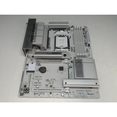 【前橋ｲﾝﾀｰｱｶﾏﾙ店】中古  ASRock B850 Challenger WiFi White (B850 AM5 ATX) 4540002125 