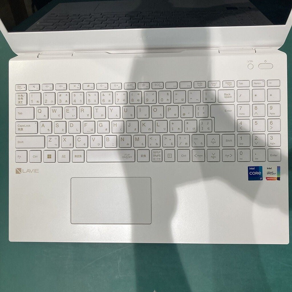 中古 NEC LAVIE N1570(i7-1255U/16GB/SSD256GB/W11H) 4780001523