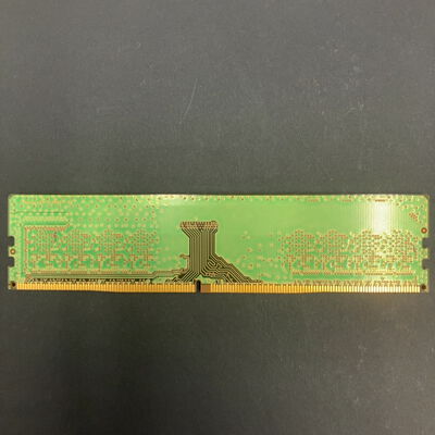 【熊本浜線店】中古  PC4-21300 8GB デスクトップ用(DDR4-2666) 126165 