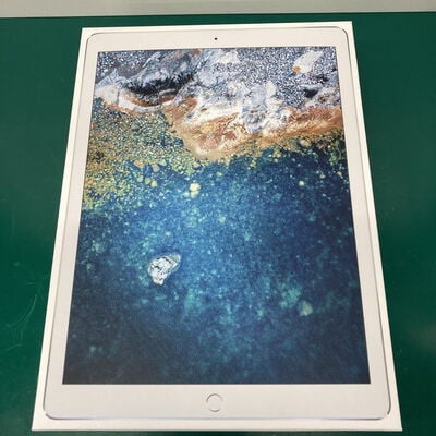 【神戸・三宮店】中古  Apple iPad Pro 12.9 (2017) Wi-Fi 256GB シルバー MP6H2J/A 134471 