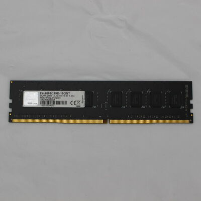 【通販センター】中古  PC4-21300 8GB デスクトップ用(DDR4-2666) 126165 