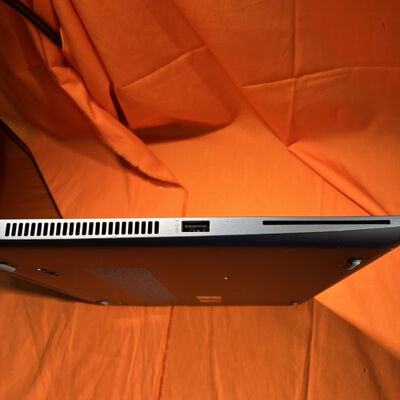 【なんば店】中古  HP ZBook 14u G6 (INTEL Core i7 8565U 1.8GHz/16GB/SSD1TB/-/オンボード/14/1920x1080/Wi-Fi/WEBCAM/W11H64) 182267 