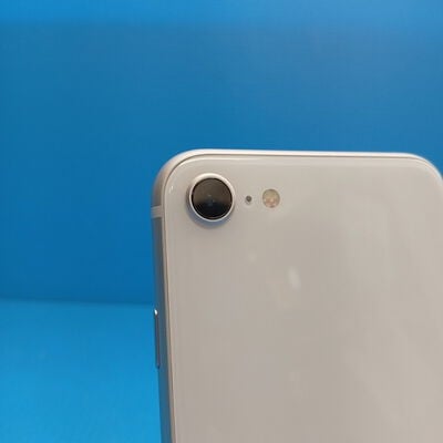 【大須店】中古  【国内版SIMフリー】Apple iPhoneSE 4.7インチ (第3世代) 64GB (スターライト) MMYD3J/A 154843 