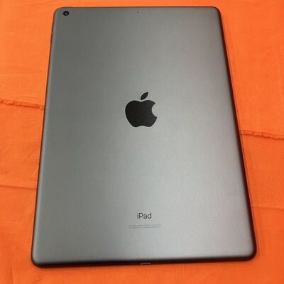【なんば店】中古  Apple iPad 10.2インチ (第8世代/2020) Wi-Fi 32GB スペースグレイ MYL92J/A 143620 