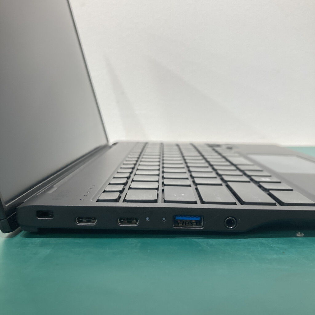 中古 富士通 LIFEBOOK WU5/J3(Ultra 7 155U/16GB/SSD500GB/W11P