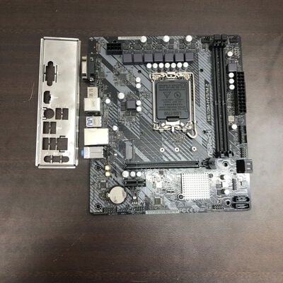 【福山ココローズ店】中古  ASRock H610M-HVS/M.2 R2.0 (H610 1700 mATX DDR4) 5090001083 