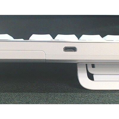 【前橋ｲﾝﾀｰｱｶﾏﾙ店】中古  G913TKL TC WH 4540001217 